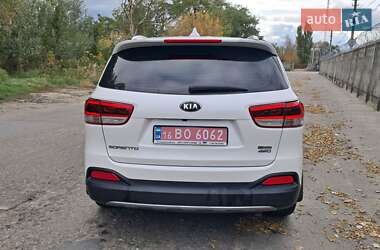 Внедорожник / Кроссовер Kia Sorento 2015 в 
