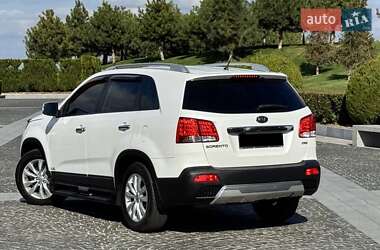 Позашляховик / Кросовер Kia Sorento 2013 в Дніпрі