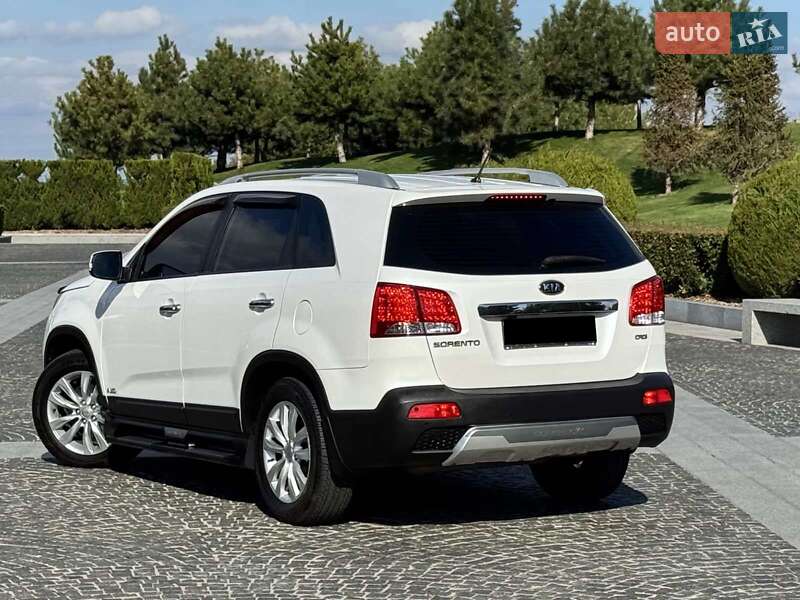 Внедорожник / Кроссовер Kia Sorento 2013 в 
