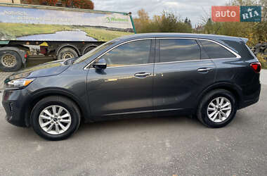 Внедорожник / Кроссовер Kia Sorento 2019 в 