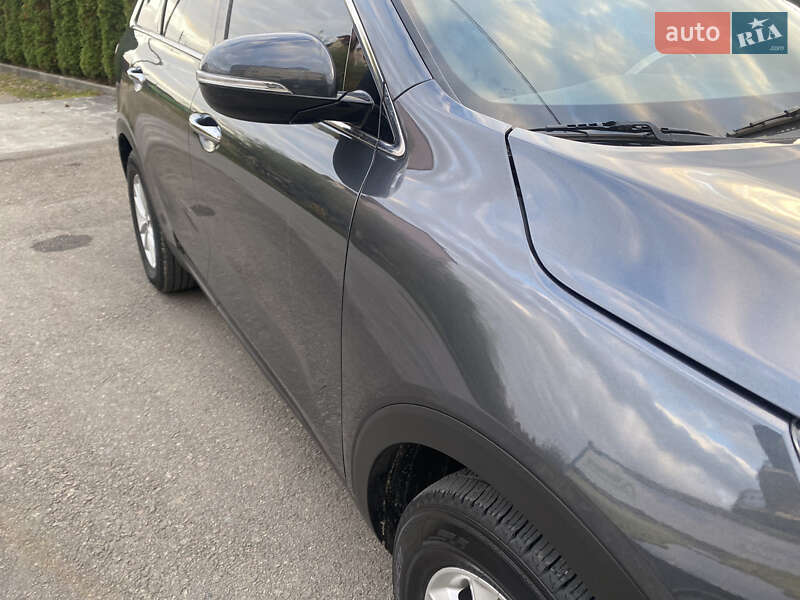 Внедорожник / Кроссовер Kia Sorento 2019 в Самборе фото 27 Внедорожник / Кроссовер Kia Sorento 2019 в Самборе