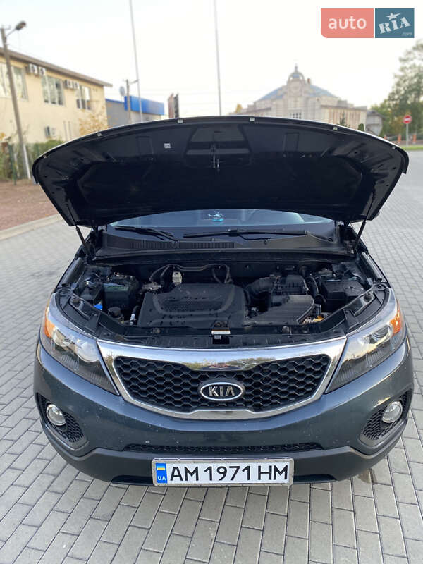Внедорожник / Кроссовер Kia Sorento 2011 в Житомире фото 16 Внедорожник / Кроссовер Kia Sorento 2011 в Житомире