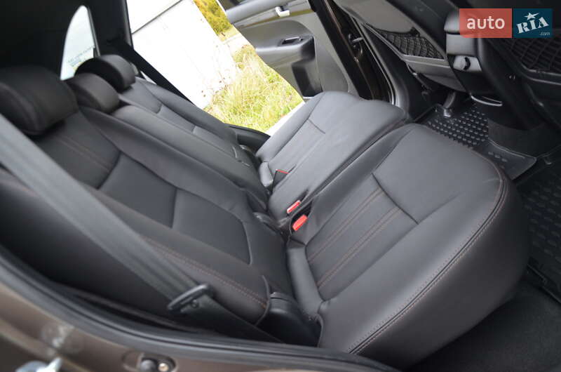 Внедорожник / Кроссовер Kia Sorento 2013 в Стрые