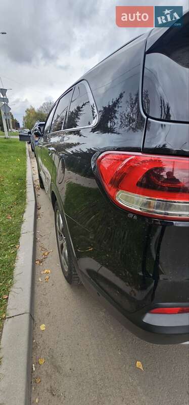 Внедорожник / Кроссовер Kia Sorento 2015 в Ровно фото 35 Внедорожник / Кроссовер Kia Sorento 2015 в Ровно