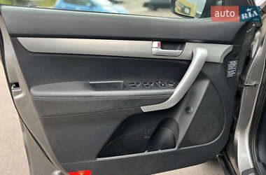 Внедорожник / Кроссовер Kia Sorento 2010 в 