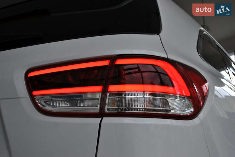 Внедорожник / Кроссовер Kia Sorento 2017 в Ровно