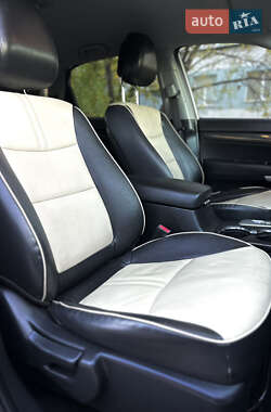 Внедорожник / Кроссовер Kia Sorento 2010 в 