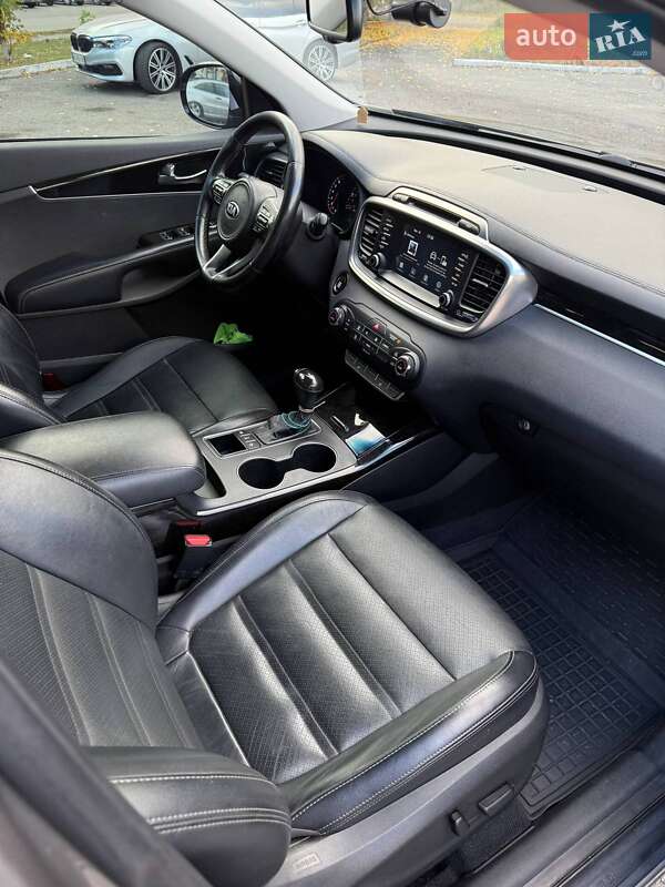 Позашляховик / Кросовер Kia Sorento 2017 в Полтаві фото 14 Позашляховик / Кросовер Kia Sorento 2017 в Полтаві