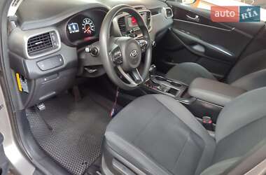 Внедорожник / Кроссовер Kia Sorento 2016 в 