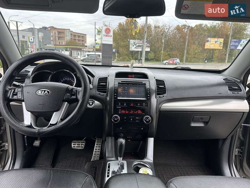 Внедорожник / Кроссовер Kia Sorento 2011 в Хмельницком