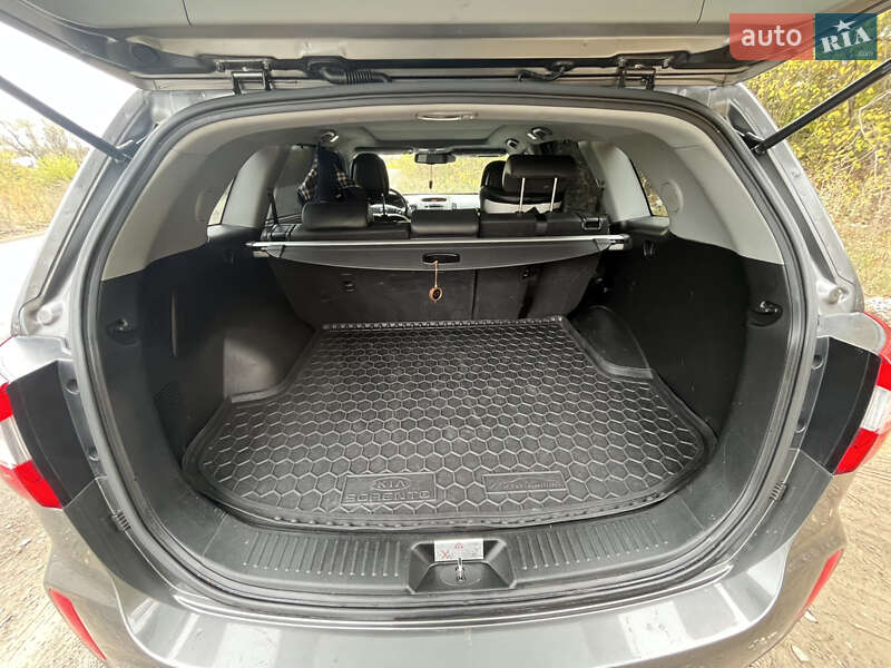 Внедорожник / Кроссовер Kia Sorento 2014 в Днепре фото 7 Внедорожник / Кроссовер Kia Sorento 2014 в Днепре
