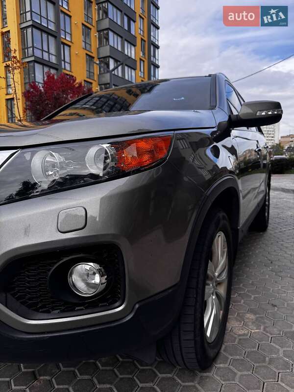 Позашляховик / Кросовер Kia Sorento 2012 в Одесі