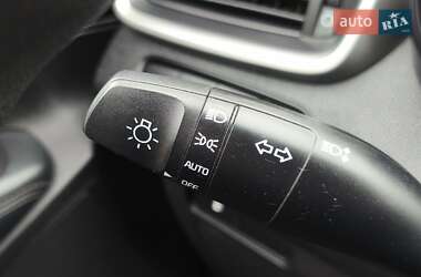 Внедорожник / Кроссовер Kia Sorento 2017 в 