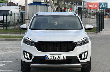 Внедорожник / Кроссовер Kia Sorento 2016 в 