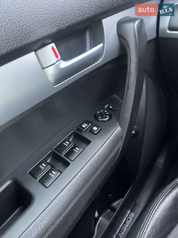Внедорожник / Кроссовер Kia Sorento 2013 в Ахтырке фото 5 Внедорожник / Кроссовер Kia Sorento 2013 в Ахтырке