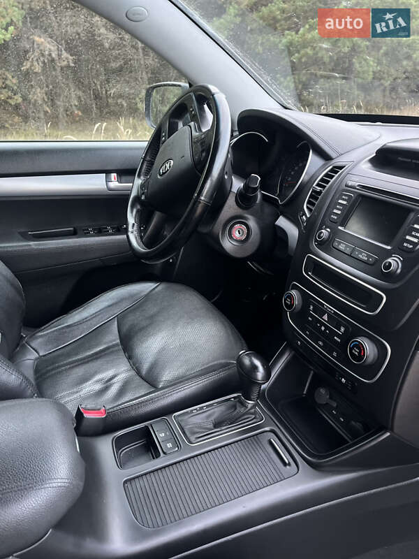 Внедорожник / Кроссовер Kia Sorento 2013 в Ахтырке фото 11 Внедорожник / Кроссовер Kia Sorento 2013 в Ахтырке