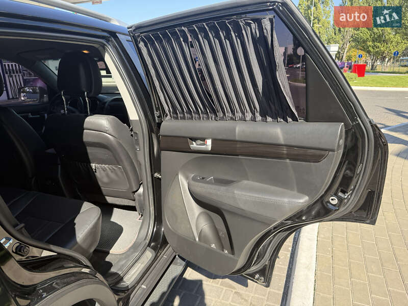 Позашляховик / Кросовер Kia Sorento 2011 в Одесі