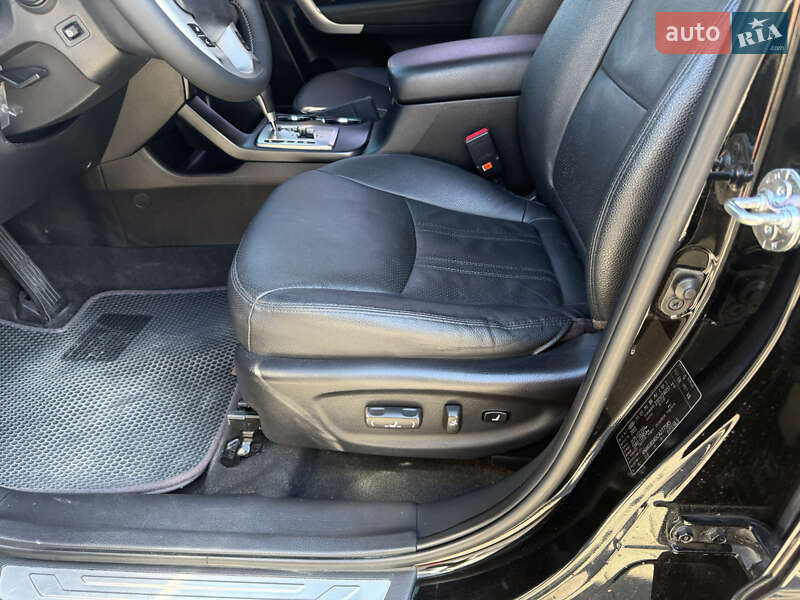 Позашляховик / Кросовер Kia Sorento 2011 в Одесі