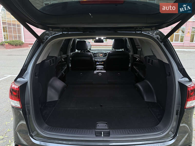 Внедорожник / Кроссовер Kia Sorento 2015 в Одессе фото 26 Внедорожник / Кроссовер Kia Sorento 2015 в Одессе