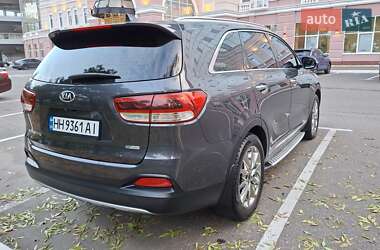 Позашляховик / Кросовер Kia Sorento 2015 в 