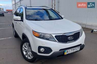 Позашляховик / Кросовер Kia Sorento 2011 в 