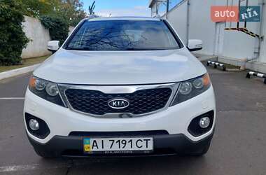 Позашляховик / Кросовер Kia Sorento 2011 в 