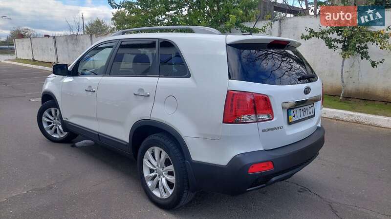 Внедорожник / Кроссовер Kia Sorento 2011 в Белгороде-Днестровском фото 10 Внедорожник / Кроссовер Kia Sorento 2011 в Белгороде-Днестровском
