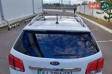 Позашляховик / Кросовер Kia Sorento 2011 в 