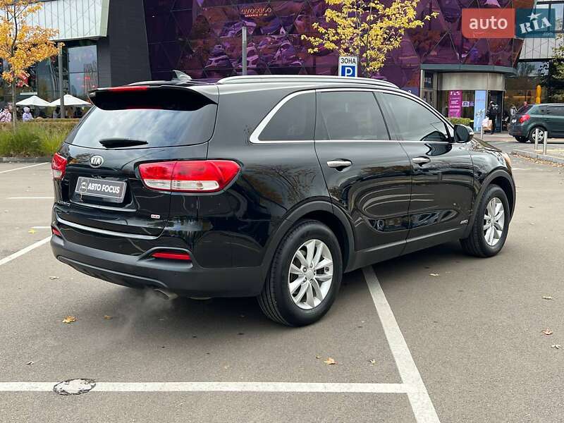 Внедорожник / Кроссовер Kia Sorento 2015 в Киеве фото 7 Внедорожник / Кроссовер Kia Sorento 2015 в Киеве