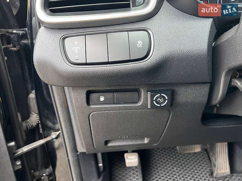 Внедорожник / Кроссовер Kia Sorento 2015 в Киеве фото 13 Внедорожник / Кроссовер Kia Sorento 2015 в Киеве