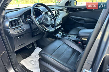 Позашляховик / Кросовер Kia Sorento 2016 в  фото 28 Позашляховик / Кросовер Kia Sorento 2016 в