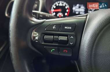 Внедорожник / Кроссовер Kia Sorento 2016 в 