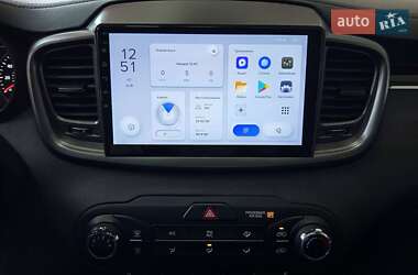 Внедорожник / Кроссовер Kia Sorento 2016 в 