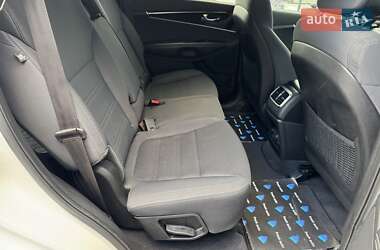 Позашляховик / Кросовер Kia Sorento 2015 в  фото 30 Позашляховик / Кросовер Kia Sorento 2015 в