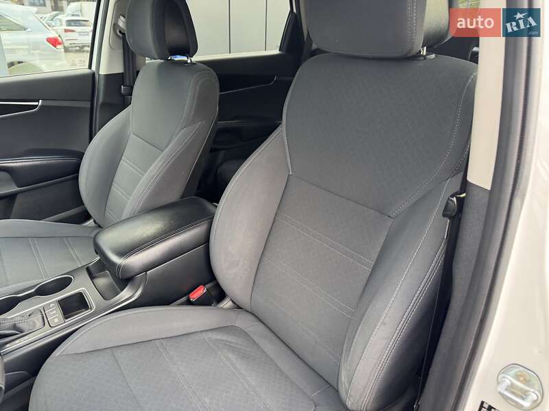 Внедорожник / Кроссовер Kia Sorento 2015 в Ровно фото 20 Внедорожник / Кроссовер Kia Sorento 2015 в Ровно