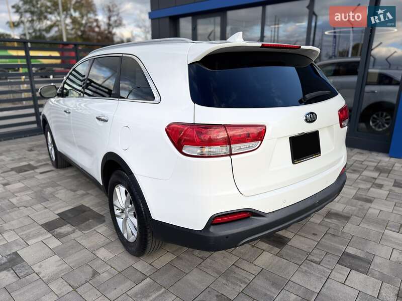 Внедорожник / Кроссовер Kia Sorento 2015 в Ровно фото 11 Внедорожник / Кроссовер Kia Sorento 2015 в Ровно