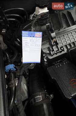 Позашляховик / Кросовер Kia Sorento 2013 в  фото 40 Позашляховик / Кросовер Kia Sorento 2013 в