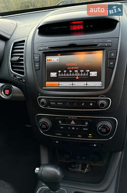 Позашляховик / Кросовер Kia Sorento 2013 в  фото 53 Позашляховик / Кросовер Kia Sorento 2013 в