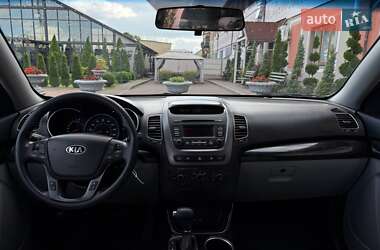 Внедорожник / Кроссовер Kia Sorento 2013 в 