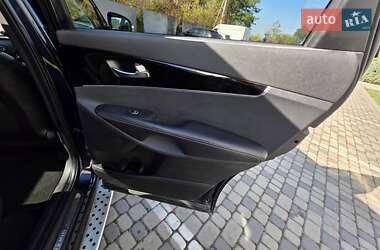 Внедорожник / Кроссовер Kia Sorento 2019 в 