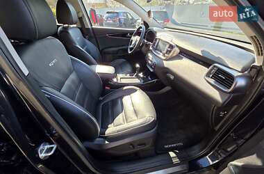 Внедорожник / Кроссовер Kia Sorento 2019 в 