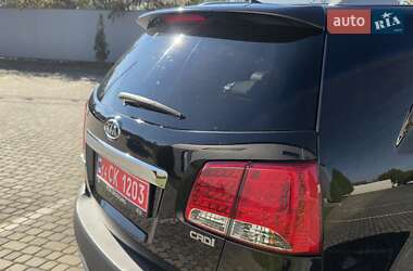 Внедорожник / Кроссовер Kia Sorento 2012 в 