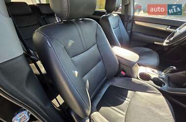 Внедорожник / Кроссовер Kia Sorento 2012 в 