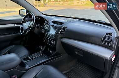 Внедорожник / Кроссовер Kia Sorento 2013 в 