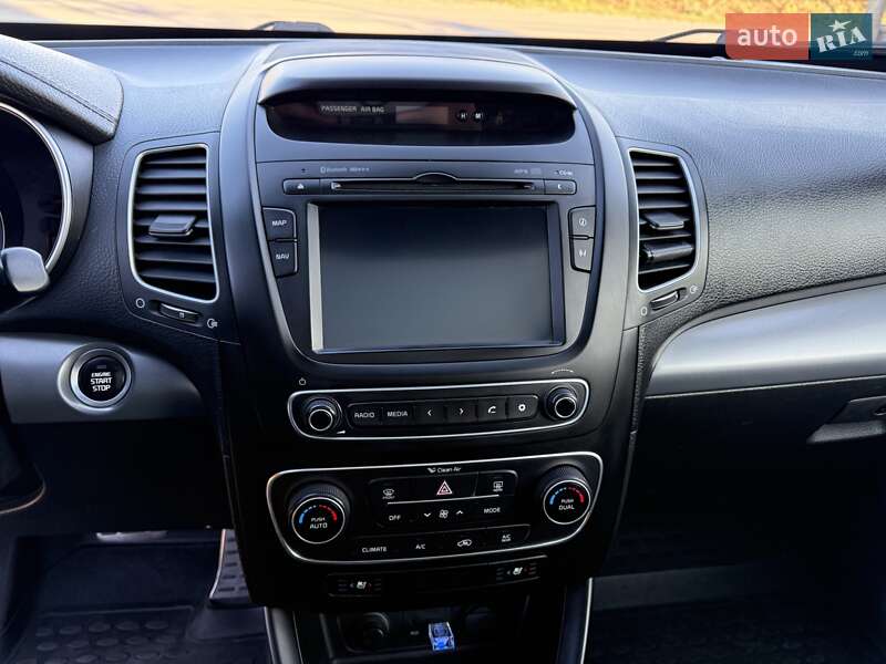 Позашляховик / Кросовер Kia Sorento 2013 в Чернівцях фото 22 Позашляховик / Кросовер Kia Sorento 2013 в Чернівцях
