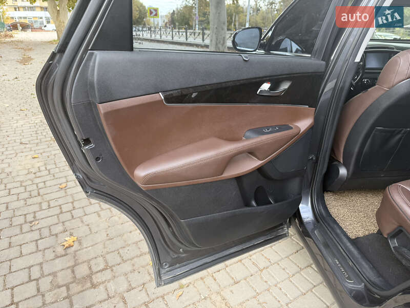 Позашляховик / Кросовер Kia Sorento 2015 в Одесі