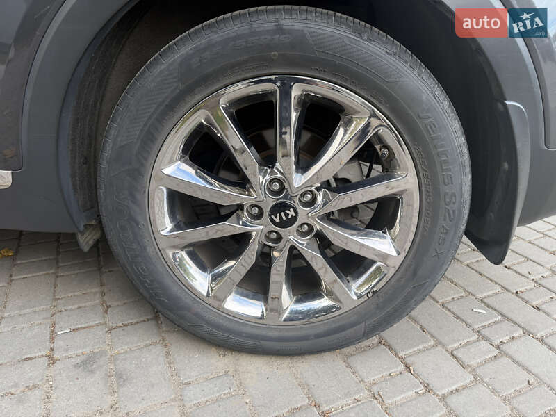 Позашляховик / Кросовер Kia Sorento 2015 в Одесі