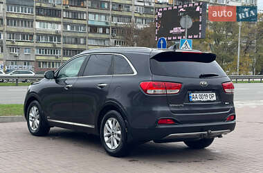 Внедорожник / Кроссовер Kia Sorento 2017 в 