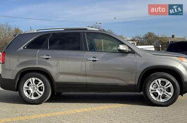 Внедорожник / Кроссовер Kia Sorento 2011 в 