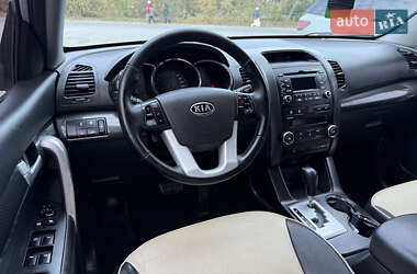Внедорожник / Кроссовер Kia Sorento 2010 в 